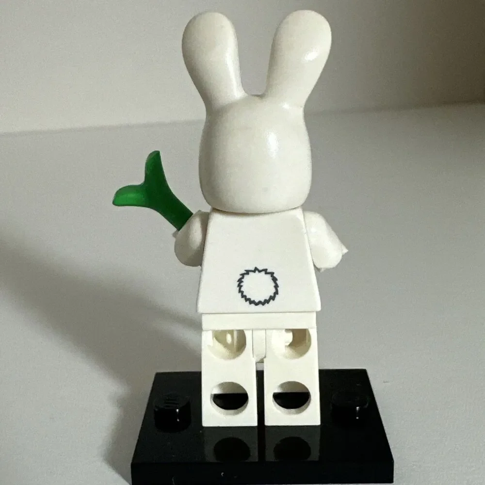 LEGO Minifigure Series 7 #8831 - Bunny Suit Guy - collectible, retired!